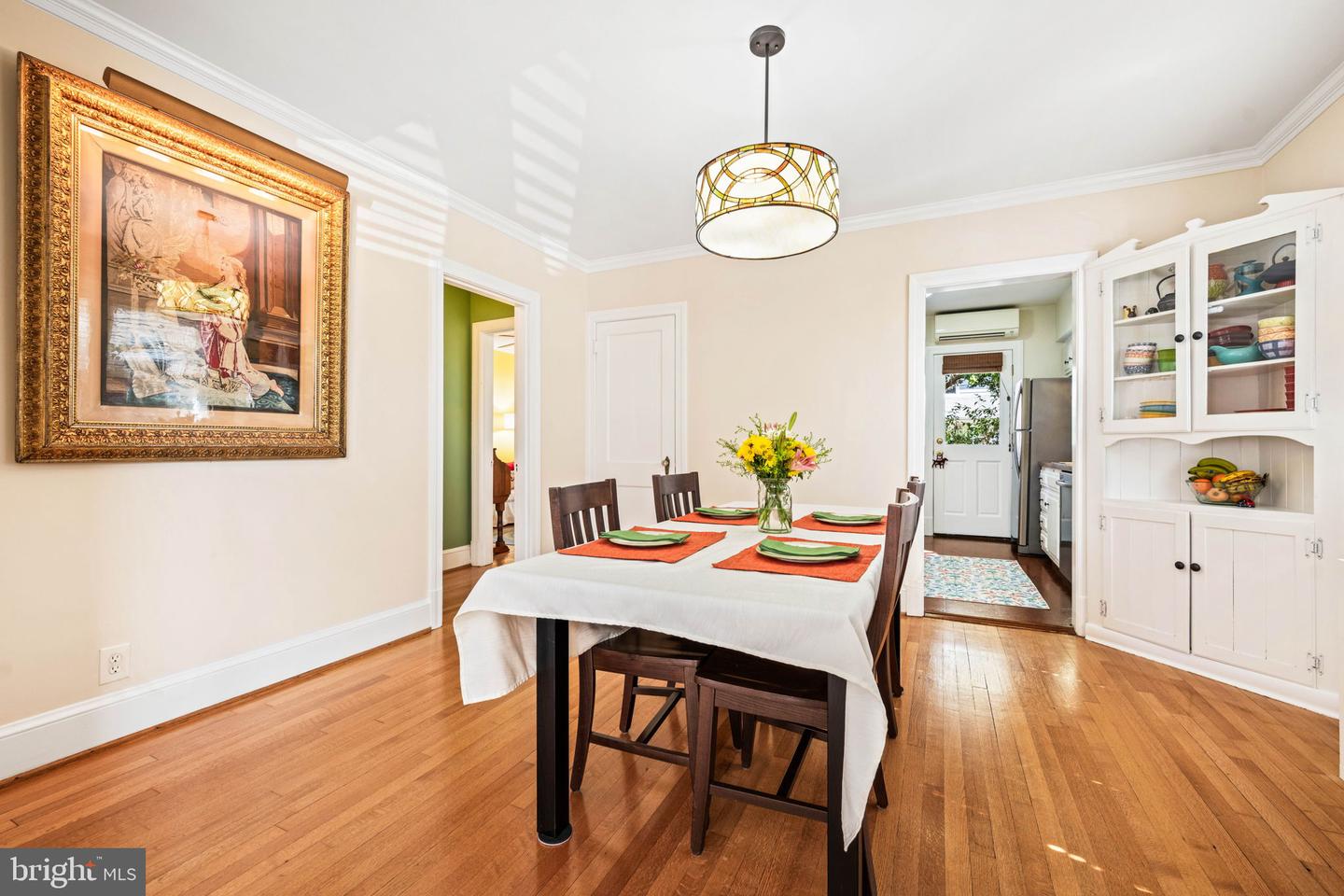 13 W MASONIC VIEW AVE, ALEXANDRIA, Virginia 22301, 4 Bedrooms Bedrooms, ,3 BathroomsBathrooms,Residential,For sale,13 W MASONIC VIEW AVE,VAAX2045066 MLS # VAAX2045066