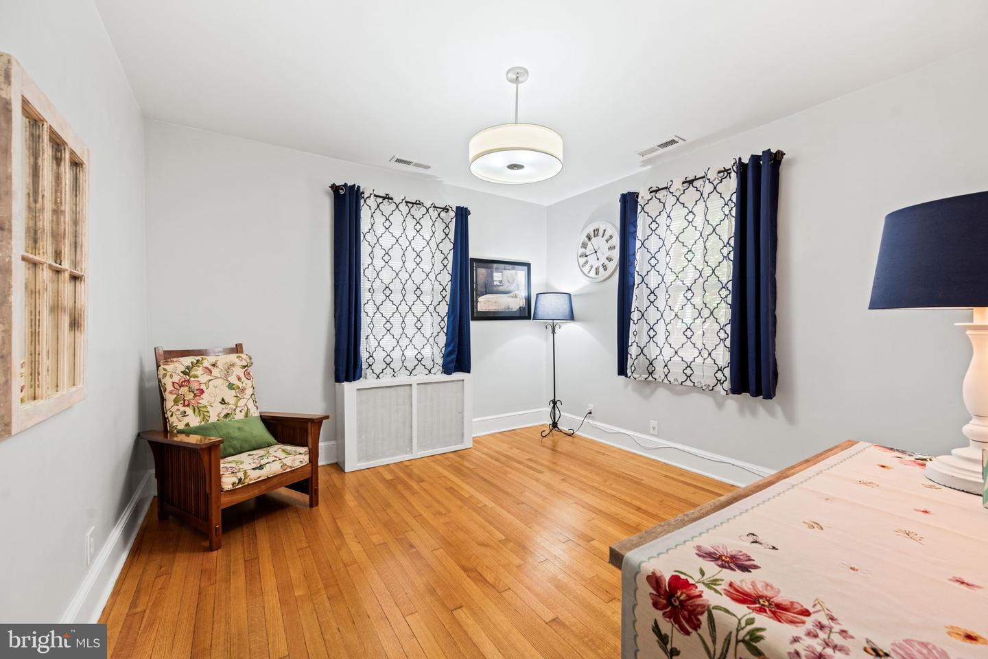 13 W MASONIC VIEW AVE, ALEXANDRIA, Virginia 22301, 4 Bedrooms Bedrooms, ,3 BathroomsBathrooms,Residential,For sale,13 W MASONIC VIEW AVE,VAAX2045066 MLS # VAAX2045066