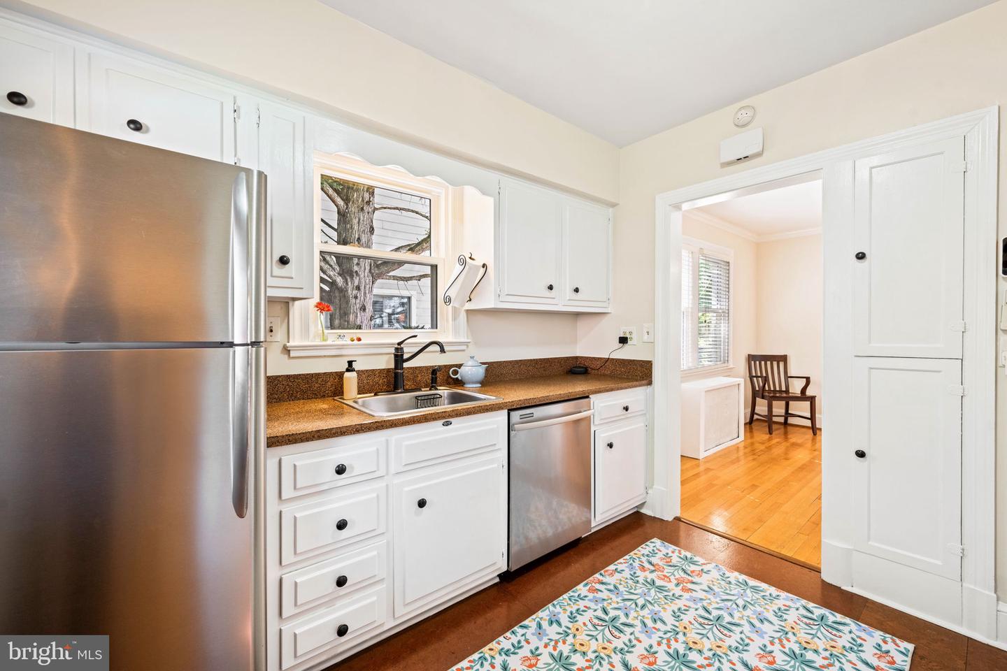 13 W MASONIC VIEW AVE, ALEXANDRIA, Virginia 22301, 4 Bedrooms Bedrooms, ,3 BathroomsBathrooms,Residential,For sale,13 W MASONIC VIEW AVE,VAAX2045066 MLS # VAAX2045066