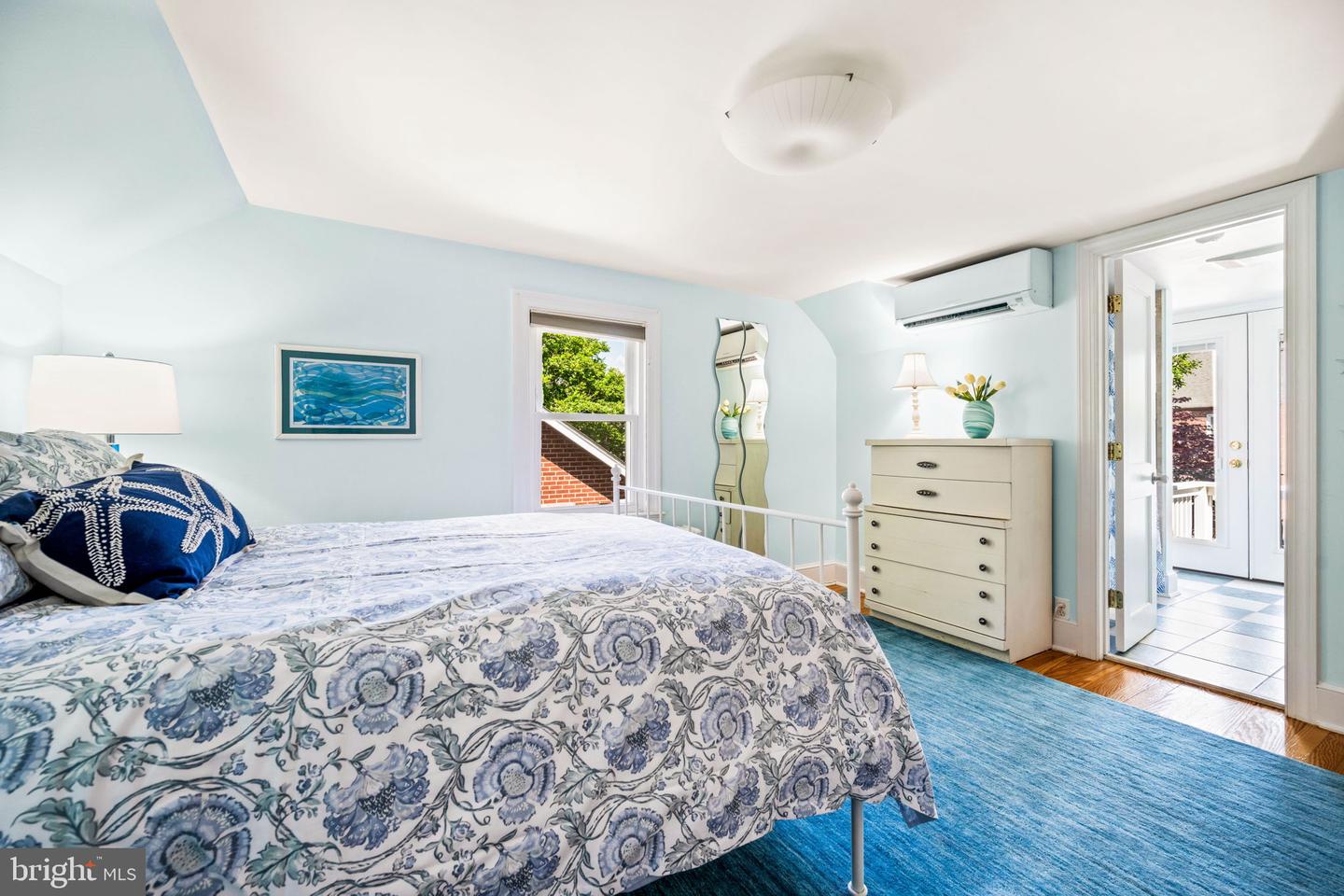 13 W MASONIC VIEW AVE, ALEXANDRIA, Virginia 22301, 4 Bedrooms Bedrooms, ,3 BathroomsBathrooms,Residential,For sale,13 W MASONIC VIEW AVE,VAAX2045066 MLS # VAAX2045066