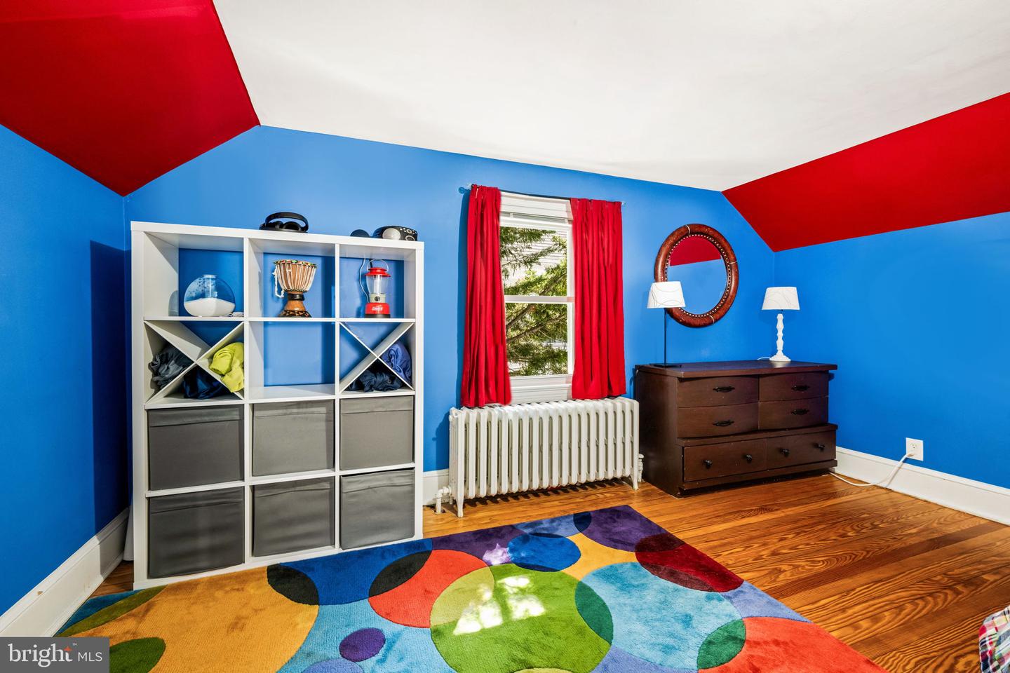 13 W MASONIC VIEW AVE, ALEXANDRIA, Virginia 22301, 4 Bedrooms Bedrooms, ,3 BathroomsBathrooms,Residential,For sale,13 W MASONIC VIEW AVE,VAAX2045066 MLS # VAAX2045066