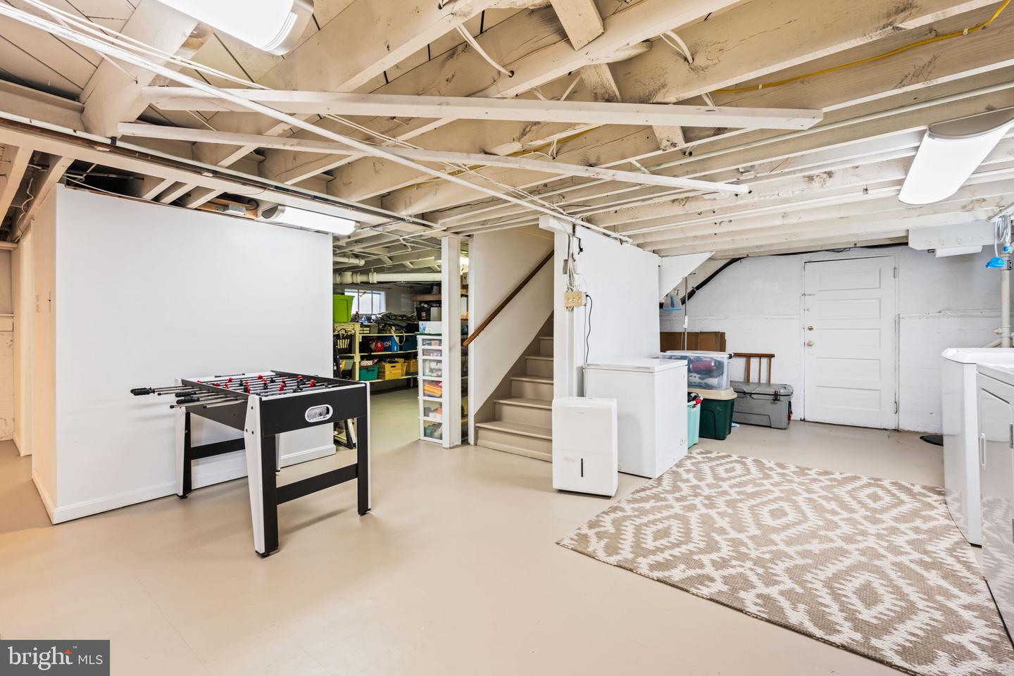 13 W MASONIC VIEW AVE, ALEXANDRIA, Virginia 22301, 4 Bedrooms Bedrooms, ,3 BathroomsBathrooms,Residential,For sale,13 W MASONIC VIEW AVE,VAAX2045066 MLS # VAAX2045066