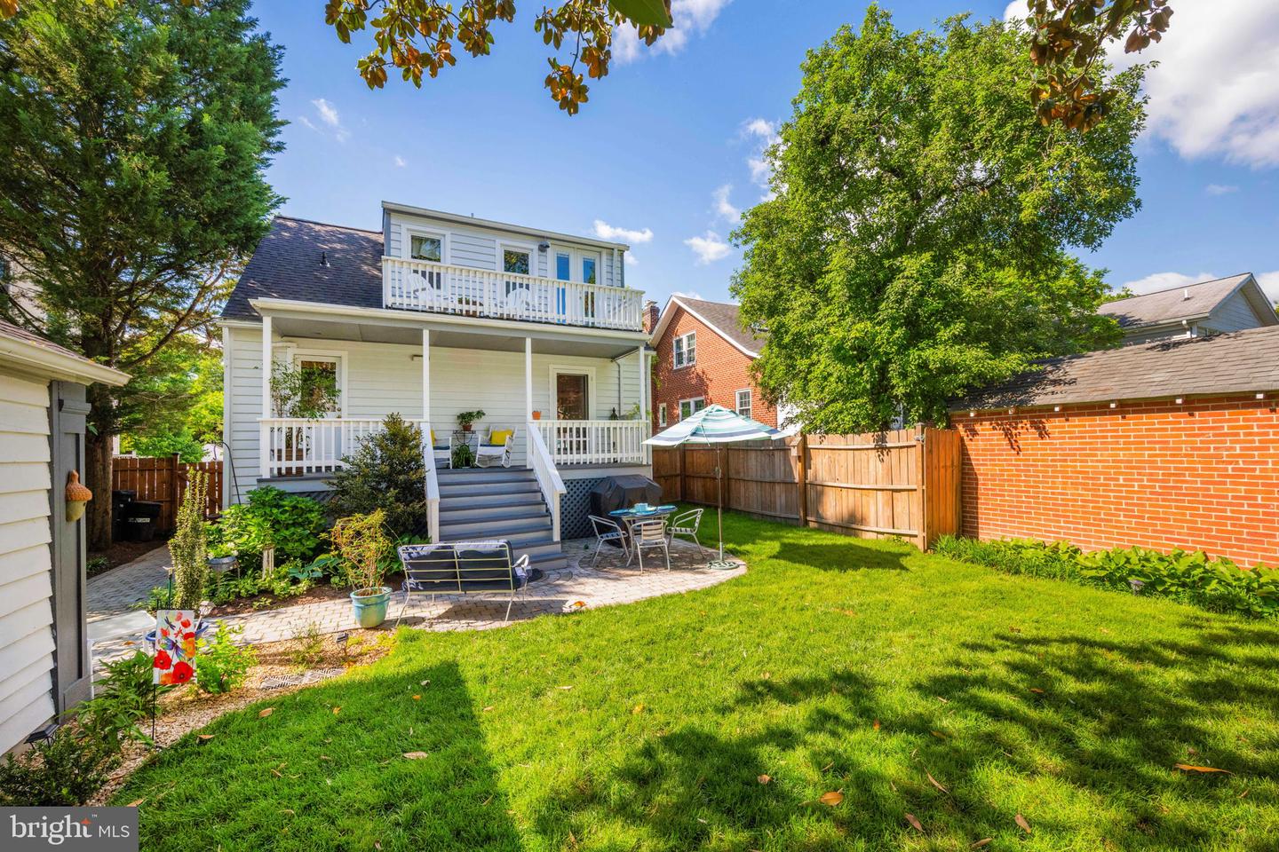 13 W MASONIC VIEW AVE, ALEXANDRIA, Virginia 22301, 4 Bedrooms Bedrooms, ,3 BathroomsBathrooms,Residential,For sale,13 W MASONIC VIEW AVE,VAAX2045066 MLS # VAAX2045066