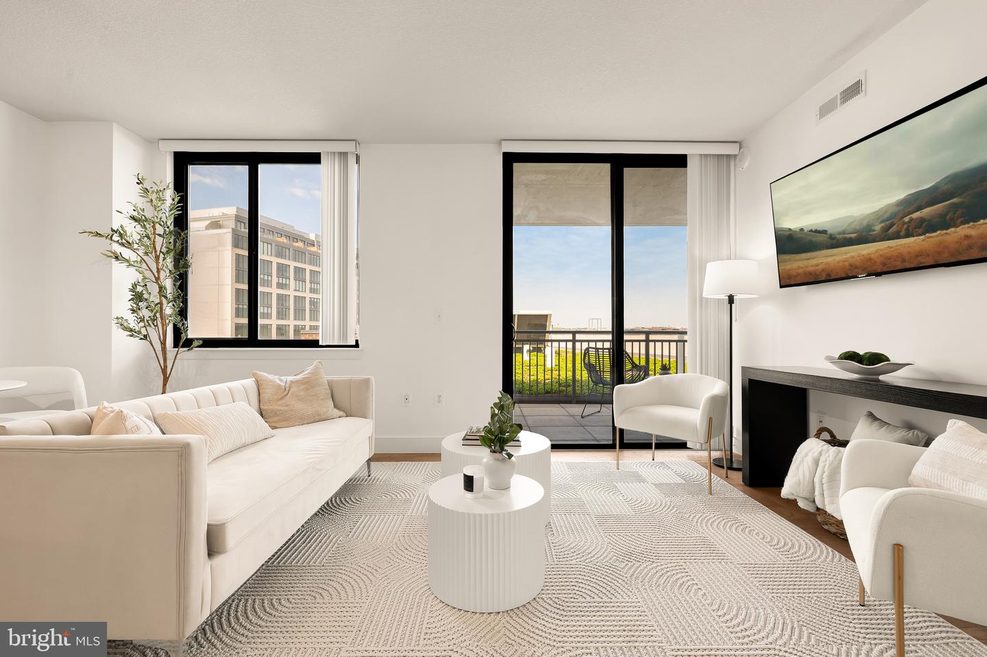 50 FLORIDA AVE NE #802, WASHINGTON, District Of Columbia 20002, 2 Bedrooms Bedrooms, ,2 BathroomsBathrooms,Residential,For sale,50 FLORIDA AVE NE #802,DCDC2199412 MLS # DCDC2199412