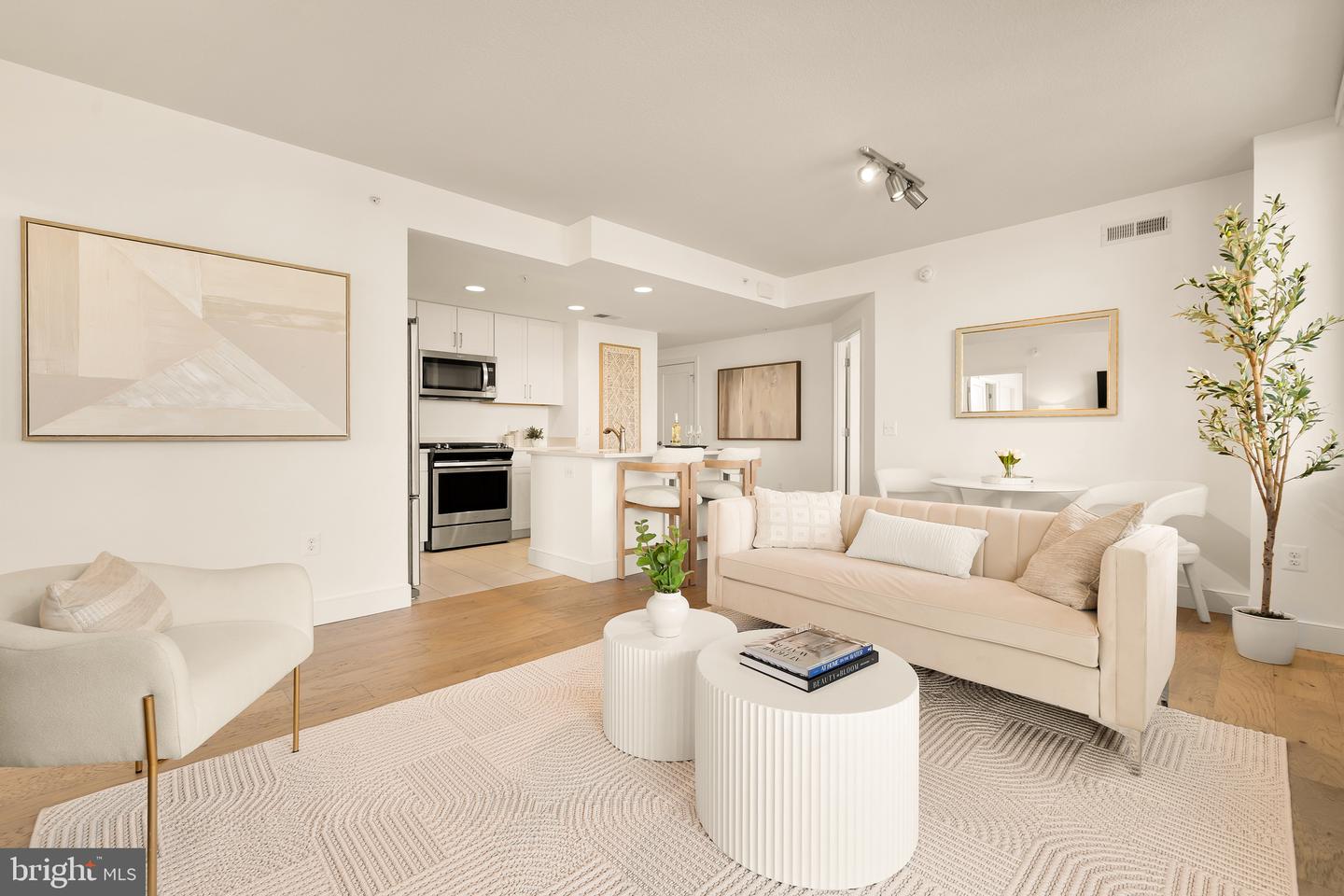 50 FLORIDA AVE NE #802, WASHINGTON, District Of Columbia 20002, 2 Bedrooms Bedrooms, ,2 BathroomsBathrooms,Residential,For sale,50 FLORIDA AVE NE #802,DCDC2199412 MLS # DCDC2199412