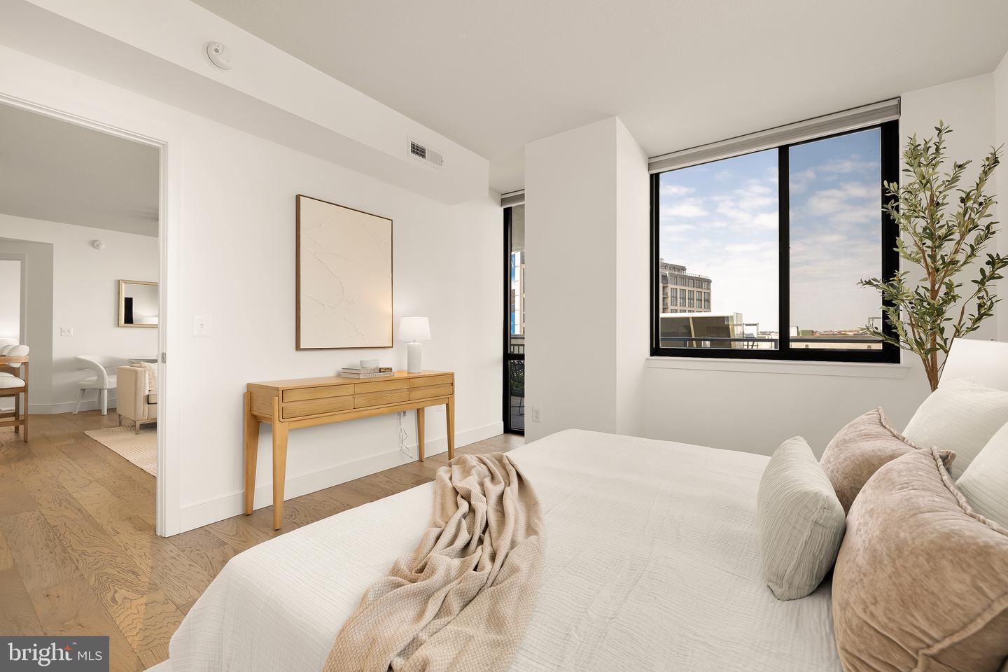 50 FLORIDA AVE NE #802, WASHINGTON, District Of Columbia 20002, 2 Bedrooms Bedrooms, ,2 BathroomsBathrooms,Residential,For sale,50 FLORIDA AVE NE #802,DCDC2199412 MLS # DCDC2199412