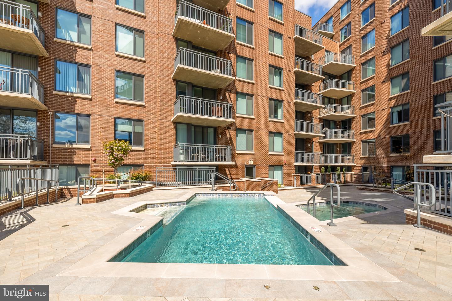 50 FLORIDA AVE NE #802, WASHINGTON, District Of Columbia 20002, 2 Bedrooms Bedrooms, ,2 BathroomsBathrooms,Residential,For sale,50 FLORIDA AVE NE #802,DCDC2199412 MLS # DCDC2199412