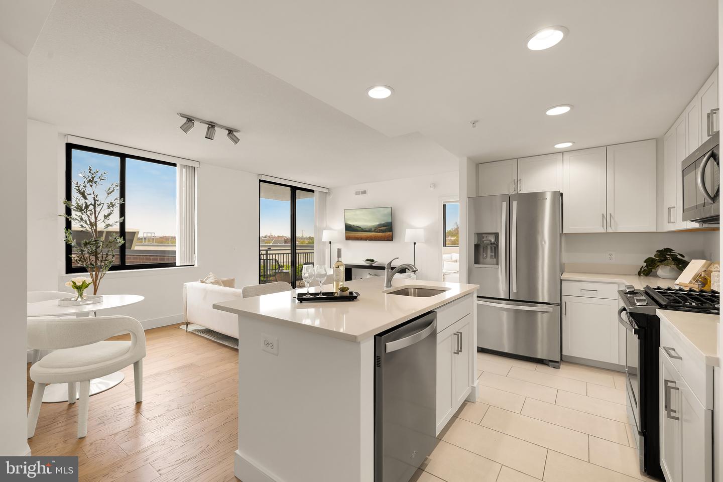 50 FLORIDA AVE NE #802, WASHINGTON, District Of Columbia 20002, 2 Bedrooms Bedrooms, ,2 BathroomsBathrooms,Residential,For sale,50 FLORIDA AVE NE #802,DCDC2199412 MLS # DCDC2199412