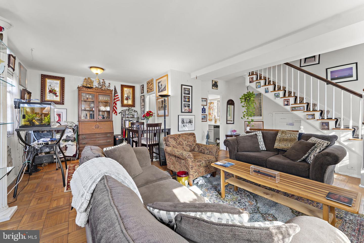 3327 VALLEY DR #702, ALEXANDRIA, Virginia 22302, 2 Bedrooms Bedrooms, ,1 BathroomBathrooms,Residential,For sale,3327 VALLEY DR #702,VAAX2045090 MLS # VAAX2045090