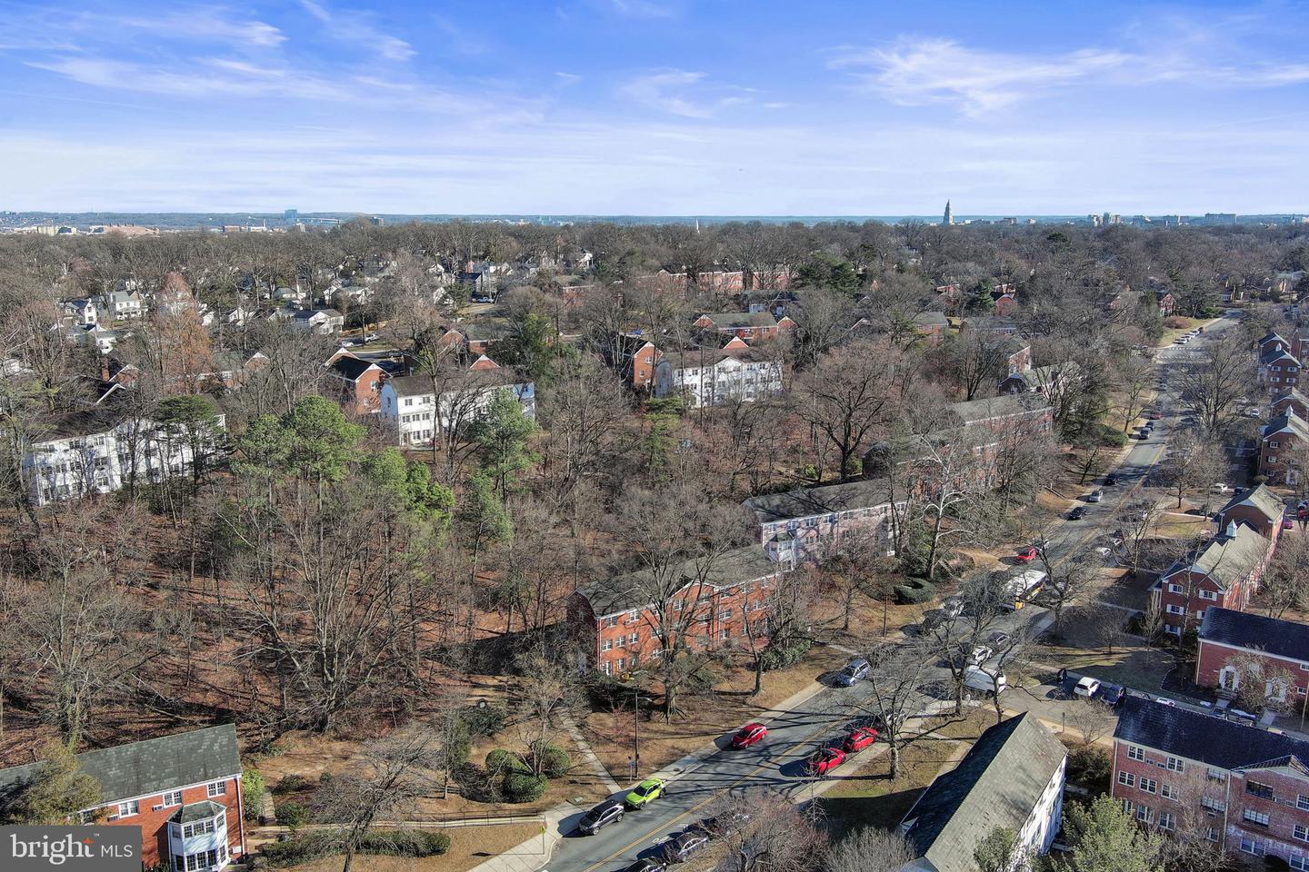 3327 VALLEY DR #702, ALEXANDRIA, Virginia 22302, 2 Bedrooms Bedrooms, ,1 BathroomBathrooms,Residential,For sale,3327 VALLEY DR #702,VAAX2045090 MLS # VAAX2045090