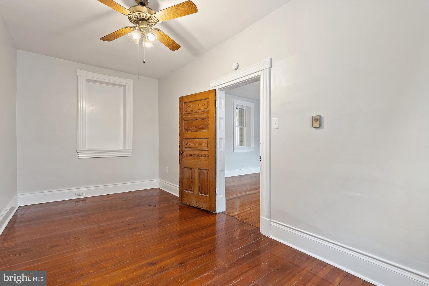 5286 MAIN ST, STEPHENS CITY, Virginia 22655, 3 Bedrooms Bedrooms, ,2 BathroomsBathrooms,Residential,For sale,5286 MAIN ST,VAFV2033994 MLS # VAFV2033994