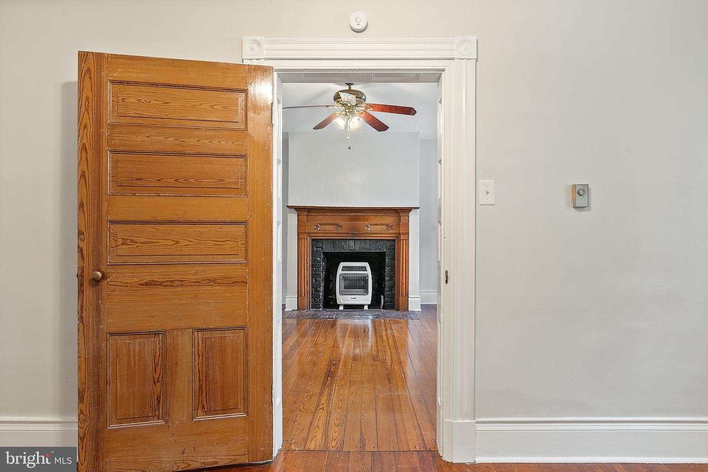 5286 MAIN ST, STEPHENS CITY, Virginia 22655, 3 Bedrooms Bedrooms, ,2 BathroomsBathrooms,Residential,For sale,5286 MAIN ST,VAFV2033994 MLS # VAFV2033994