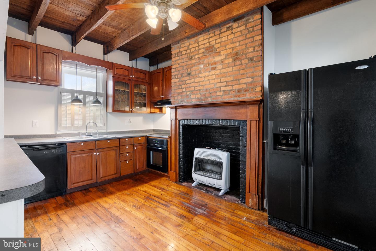 5286 MAIN ST, STEPHENS CITY, Virginia 22655, 3 Bedrooms Bedrooms, ,2 BathroomsBathrooms,Residential,For sale,5286 MAIN ST,VAFV2033994 MLS # VAFV2033994
