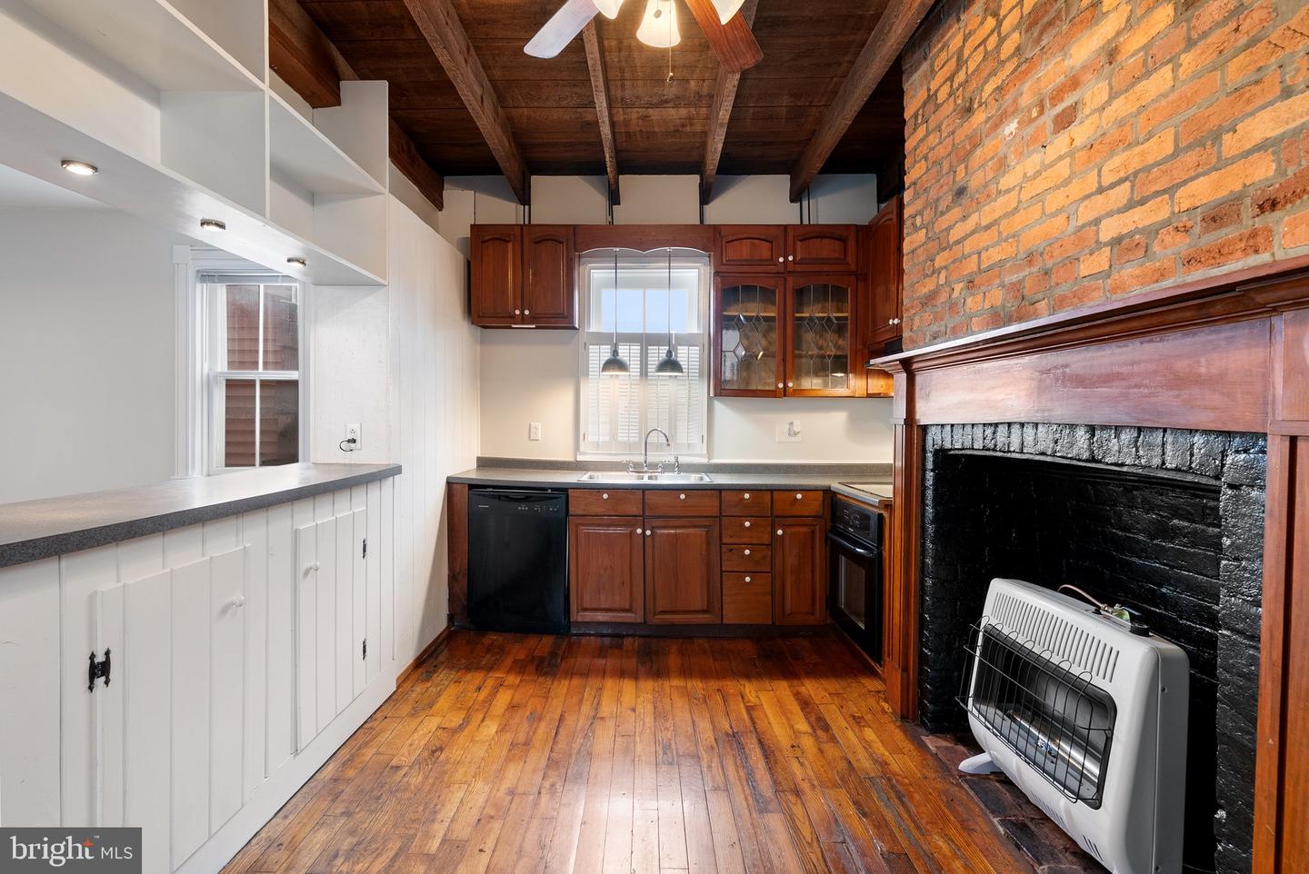 5286 MAIN ST, STEPHENS CITY, Virginia 22655, 3 Bedrooms Bedrooms, ,2 BathroomsBathrooms,Residential,For sale,5286 MAIN ST,VAFV2033994 MLS # VAFV2033994