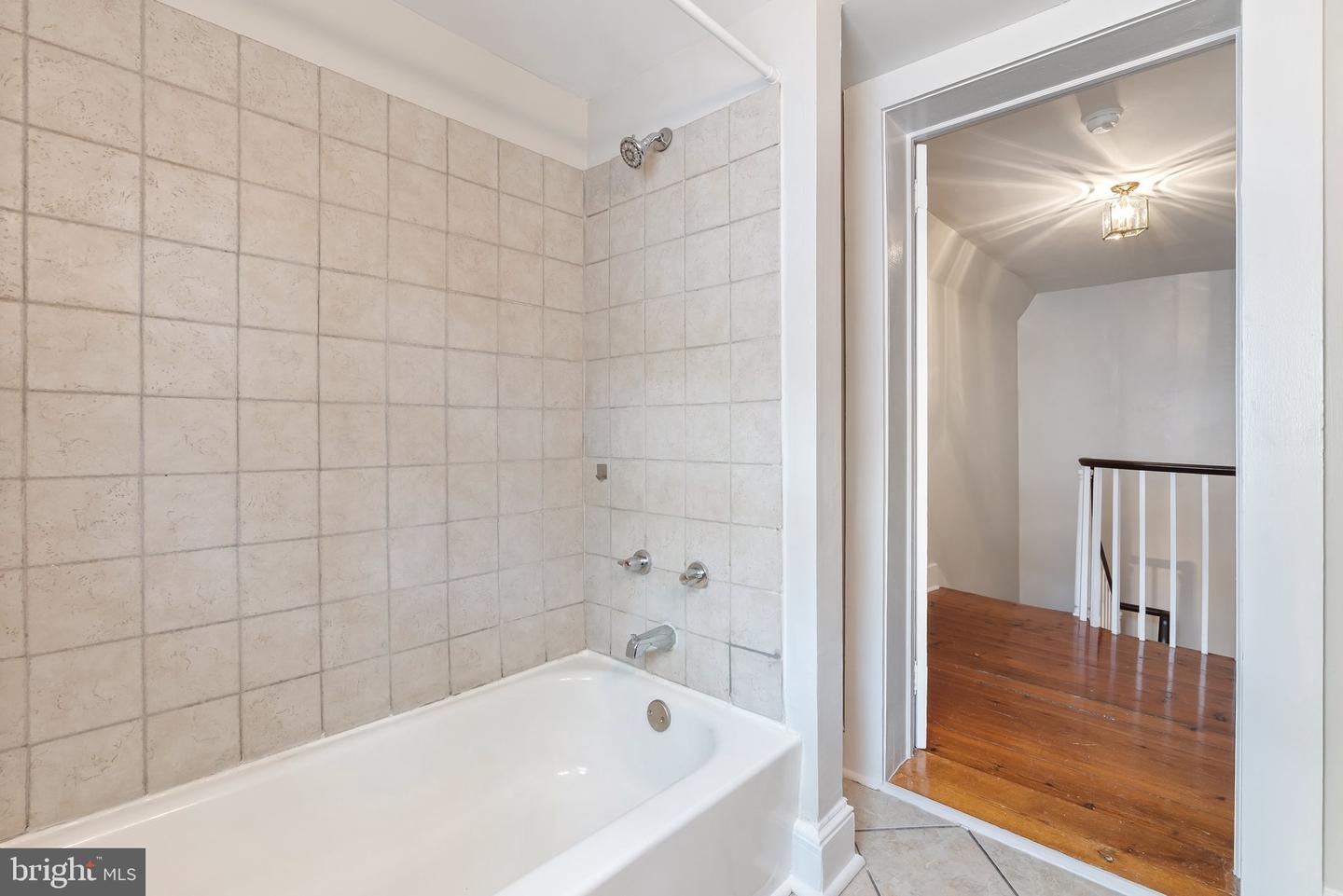 5286 MAIN ST, STEPHENS CITY, Virginia 22655, 3 Bedrooms Bedrooms, ,2 BathroomsBathrooms,Residential,For sale,5286 MAIN ST,VAFV2033994 MLS # VAFV2033994