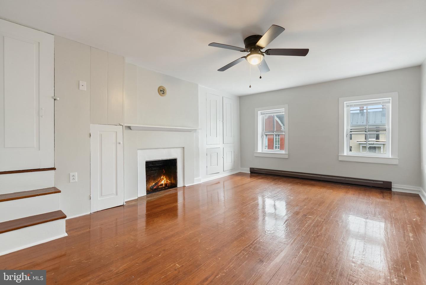 5286 MAIN ST, STEPHENS CITY, Virginia 22655, 3 Bedrooms Bedrooms, ,2 BathroomsBathrooms,Residential,For sale,5286 MAIN ST,VAFV2033994 MLS # VAFV2033994