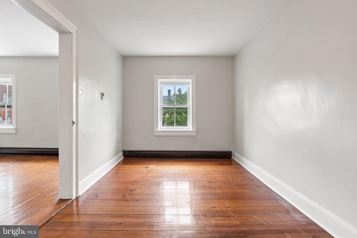 5286 MAIN ST, STEPHENS CITY, Virginia 22655, 3 Bedrooms Bedrooms, ,2 BathroomsBathrooms,Residential,For sale,5286 MAIN ST,VAFV2033994 MLS # VAFV2033994