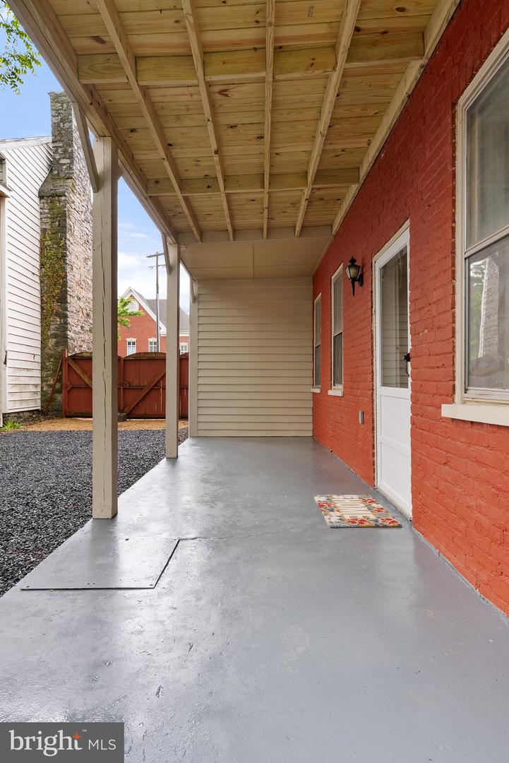 5286 MAIN ST, STEPHENS CITY, Virginia 22655, 3 Bedrooms Bedrooms, ,2 BathroomsBathrooms,Residential,For sale,5286 MAIN ST,VAFV2033994 MLS # VAFV2033994