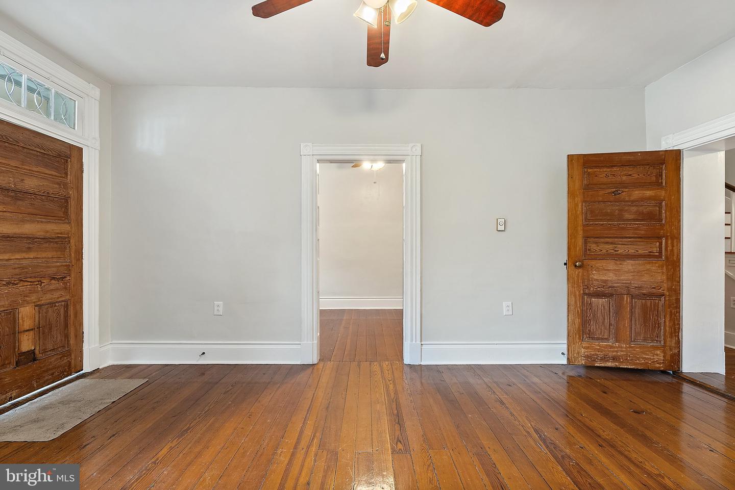 5286 MAIN ST, STEPHENS CITY, Virginia 22655, 3 Bedrooms Bedrooms, ,2 BathroomsBathrooms,Residential,For sale,5286 MAIN ST,VAFV2033994 MLS # VAFV2033994
