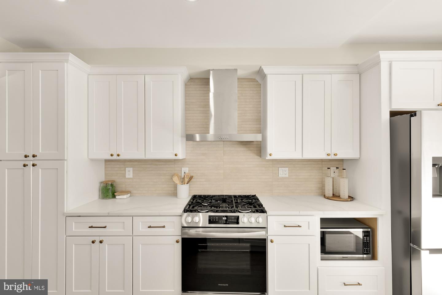 1414 PARKWOOD PL NW, WASHINGTON, District Of Columbia 20010, 4 Bedrooms Bedrooms, ,3 BathroomsBathrooms,Residential,For sale,1414 PARKWOOD PL NW,DCDC2199490 MLS # DCDC2199490