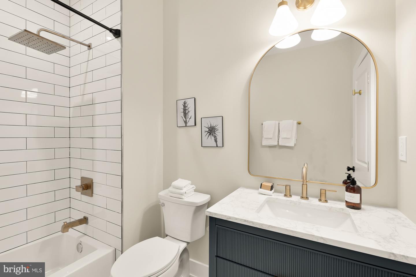 1414 PARKWOOD PL NW, WASHINGTON, District Of Columbia 20010, 4 Bedrooms Bedrooms, ,3 BathroomsBathrooms,Residential,For sale,1414 PARKWOOD PL NW,DCDC2199490 MLS # DCDC2199490