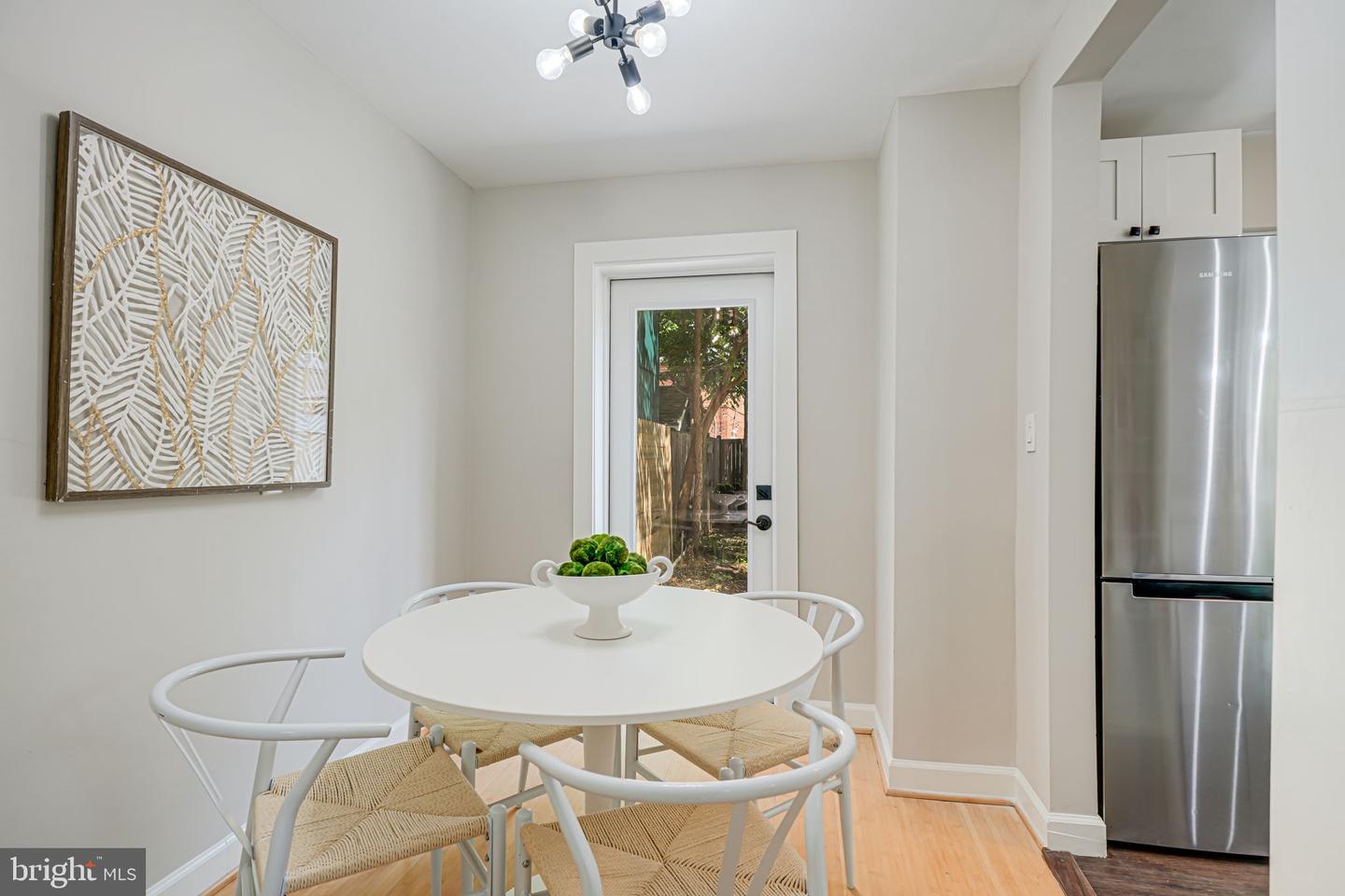 841 S IRVING ST, ARLINGTON, Virginia 22204, 2 Bedrooms Bedrooms, ,1 BathroomBathrooms,Residential,For sale,841 S IRVING ST,VAAR2057158 MLS # VAAR2057158
