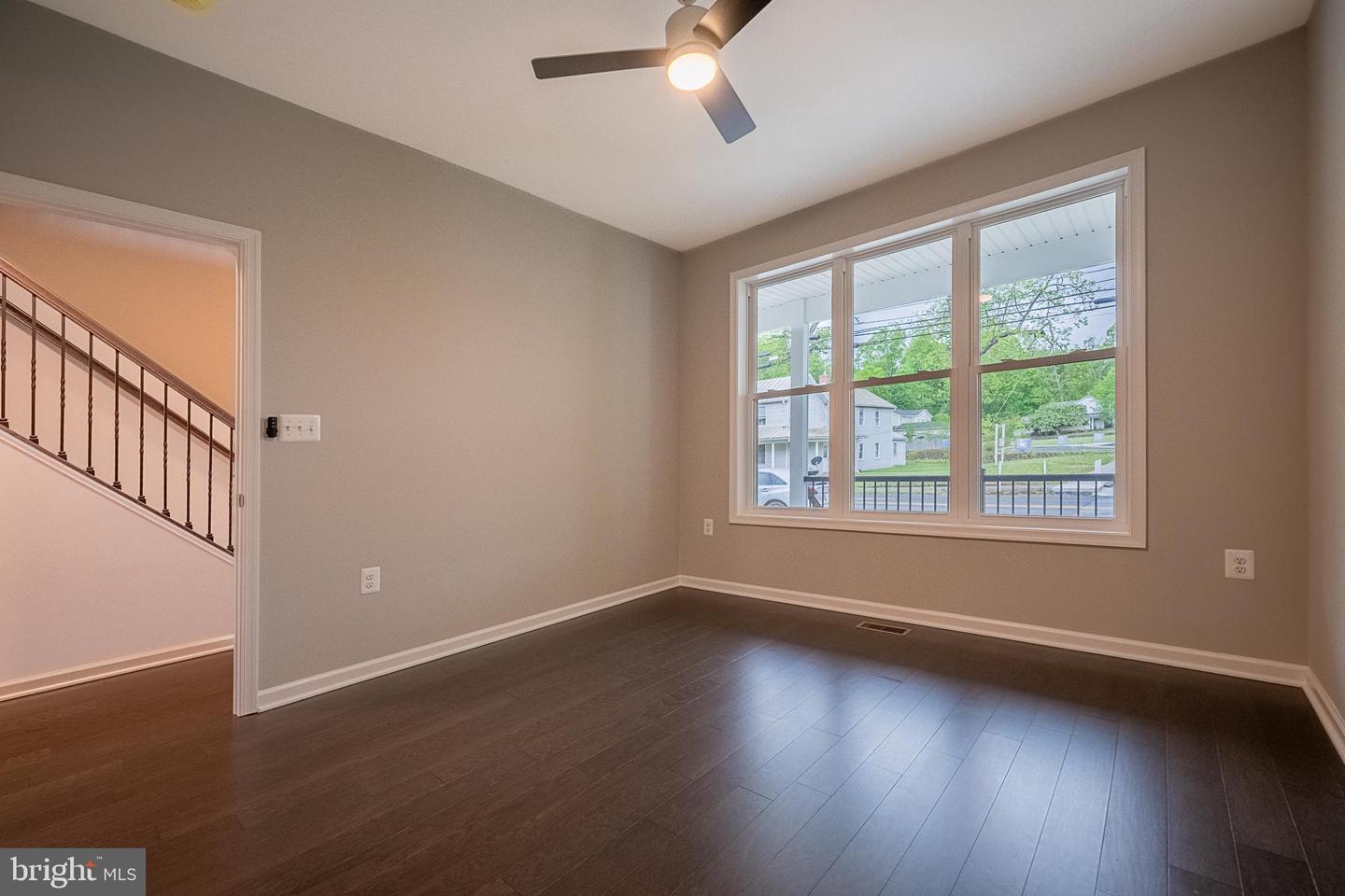120 E MAIN ST, BOYCE, Virginia 22620, 4 Bedrooms Bedrooms, 10 Rooms Rooms,3 BathroomsBathrooms,Residential,For sale,120 E MAIN ST,VACL2003718 MLS # VACL2003718