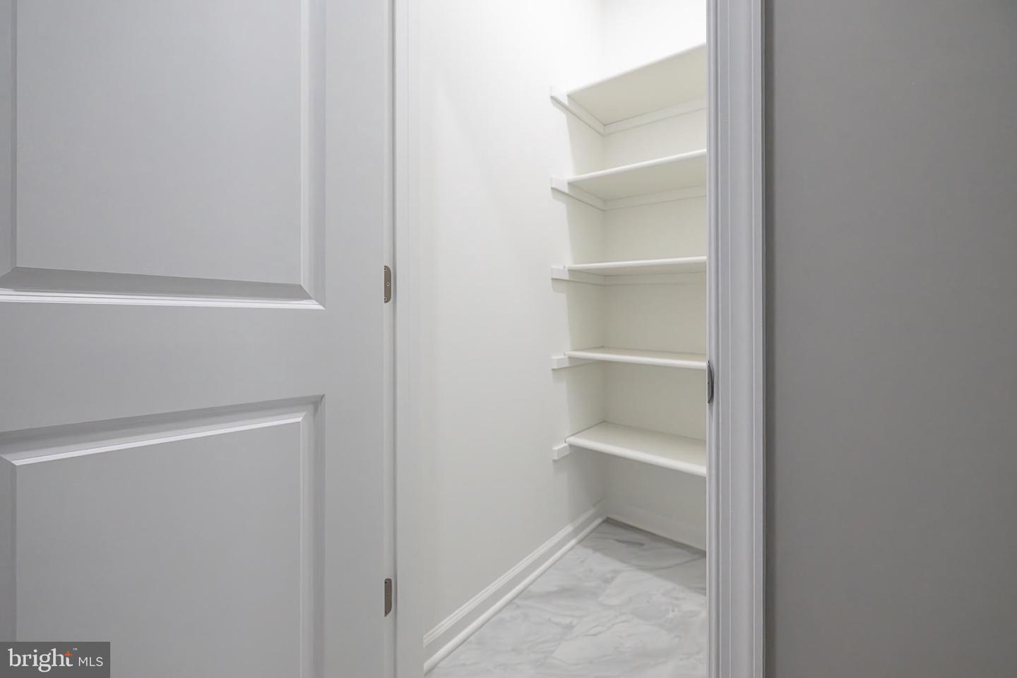 120 E MAIN ST, BOYCE, Virginia 22620, 4 Bedrooms Bedrooms, 10 Rooms Rooms,3 BathroomsBathrooms,Residential,For sale,120 E MAIN ST,VACL2003718 MLS # VACL2003718