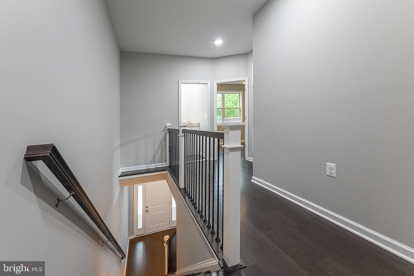 120 E MAIN ST, BOYCE, Virginia 22620, 4 Bedrooms Bedrooms, 10 Rooms Rooms,3 BathroomsBathrooms,Residential,For sale,120 E MAIN ST,VACL2003718 MLS # VACL2003718