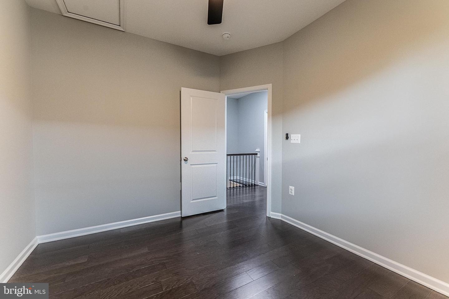 120 E MAIN ST, BOYCE, Virginia 22620, 4 Bedrooms Bedrooms, 10 Rooms Rooms,3 BathroomsBathrooms,Residential,For sale,120 E MAIN ST,VACL2003718 MLS # VACL2003718