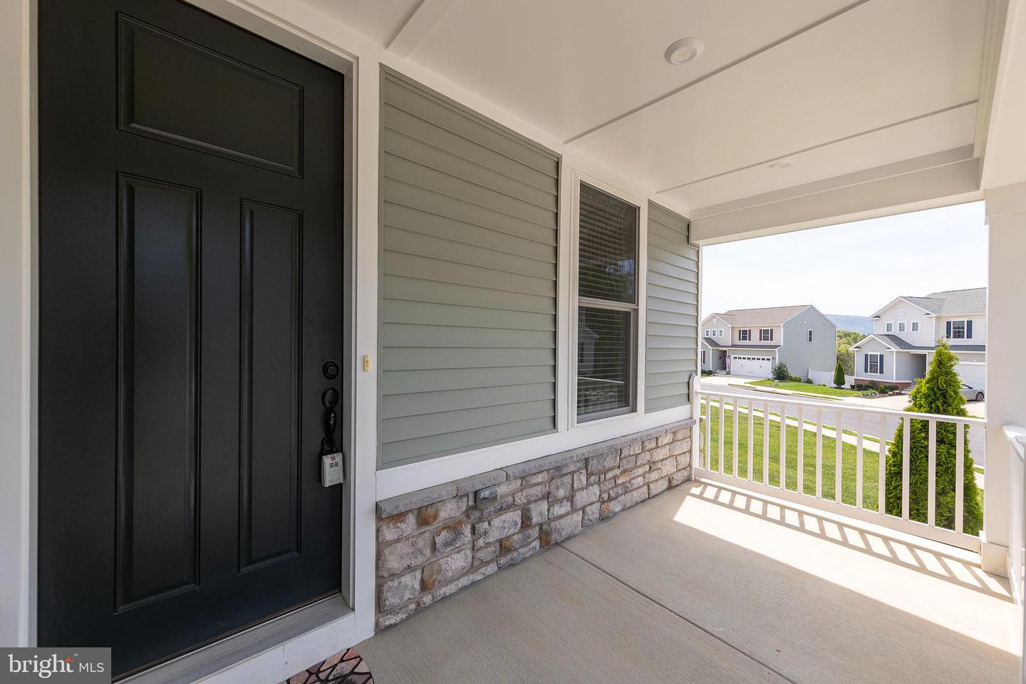 281 CEDAR SPRING DR, STRASBURG, Virginia 22657, 3 Bedrooms Bedrooms, ,2 BathroomsBathrooms,Residential,For sale,281 CEDAR SPRING DR,VASH2011384 MLS # VASH2011384