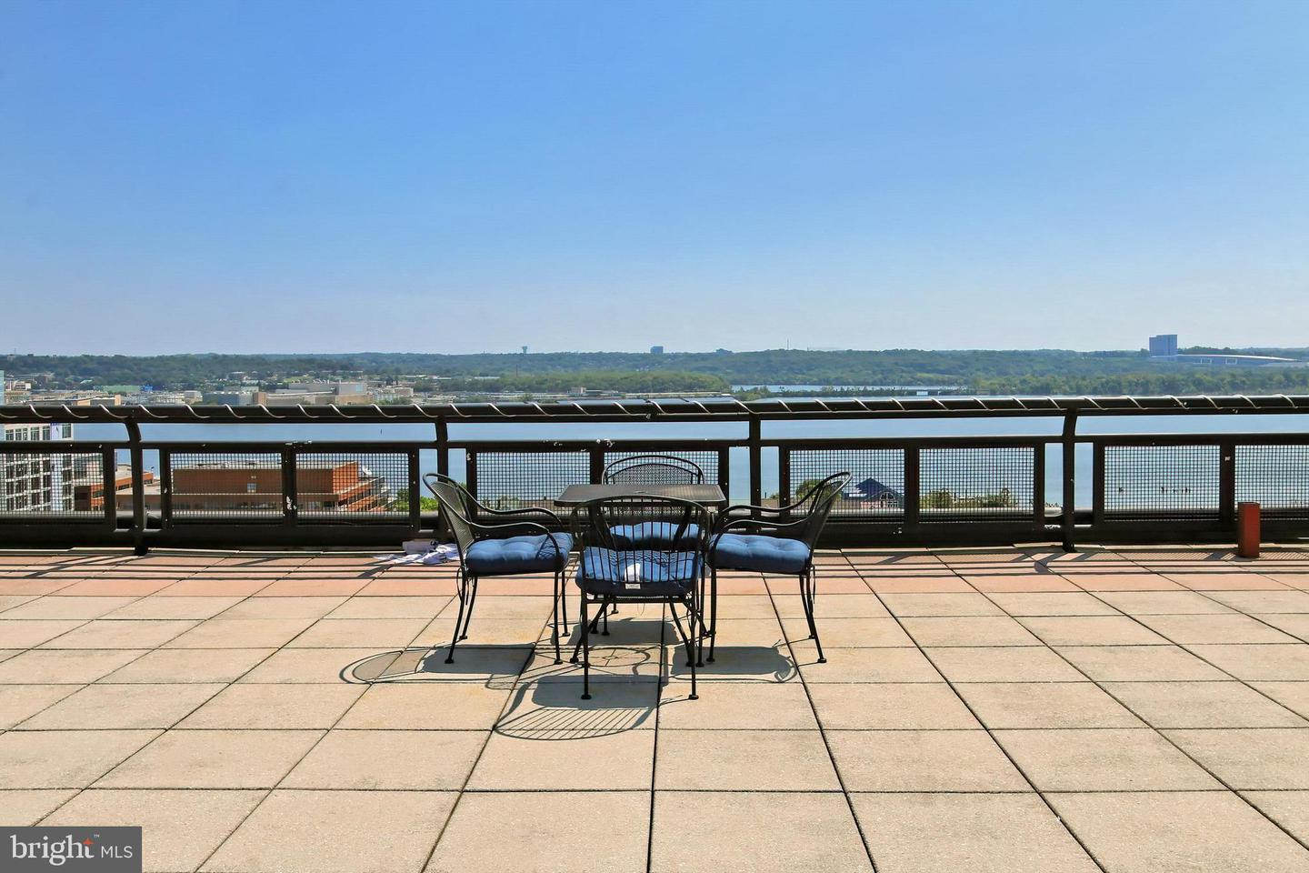 801 N PITT ST N #419, ALEXANDRIA, Virginia 22314, ,1 BathroomBathrooms,Residential,For sale,801 N PITT ST N #419,VAAX2045108 MLS # VAAX2045108