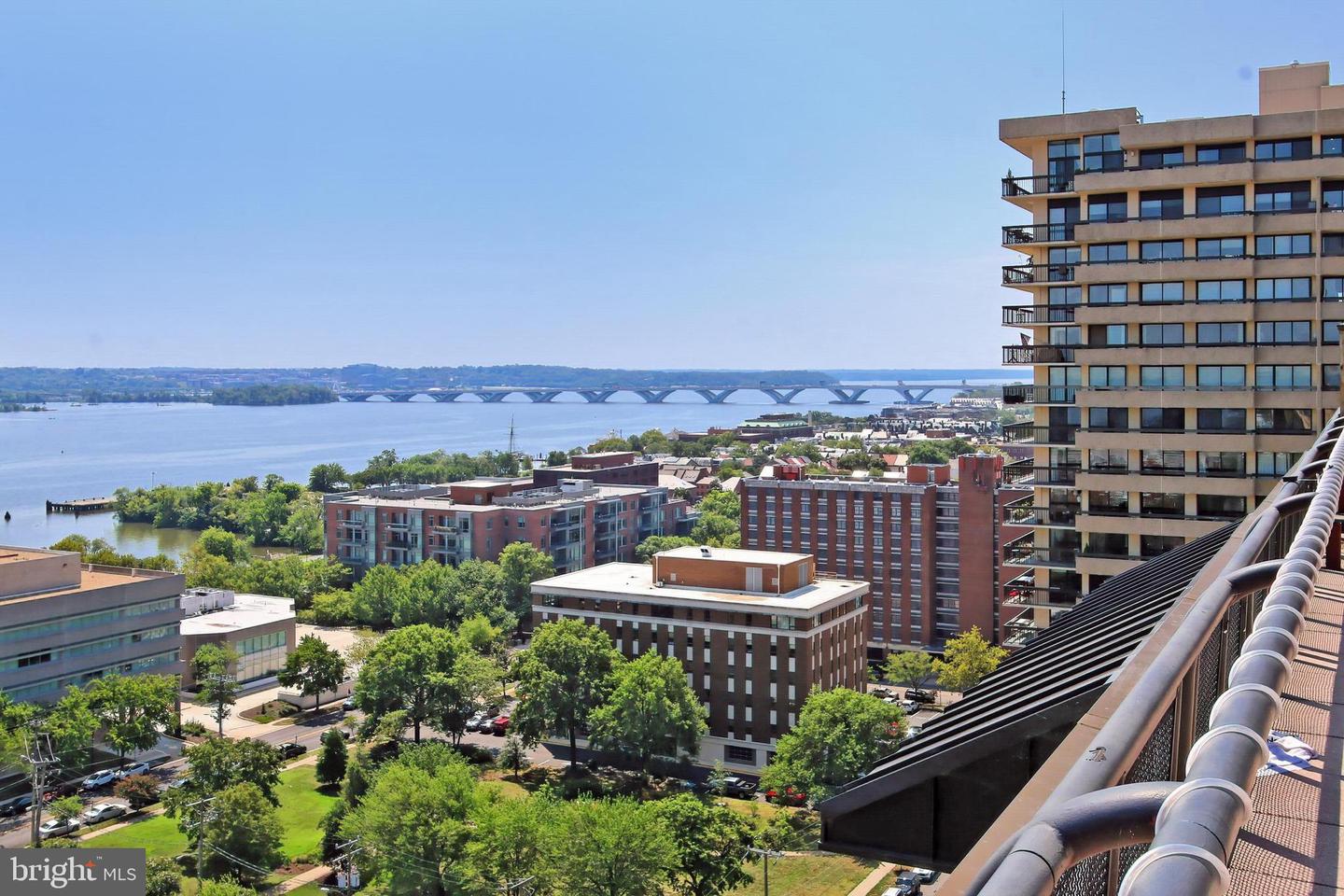 801 N PITT ST N #419, ALEXANDRIA, Virginia 22314, ,1 BathroomBathrooms,Residential,For sale,801 N PITT ST N #419,VAAX2045108 MLS # VAAX2045108