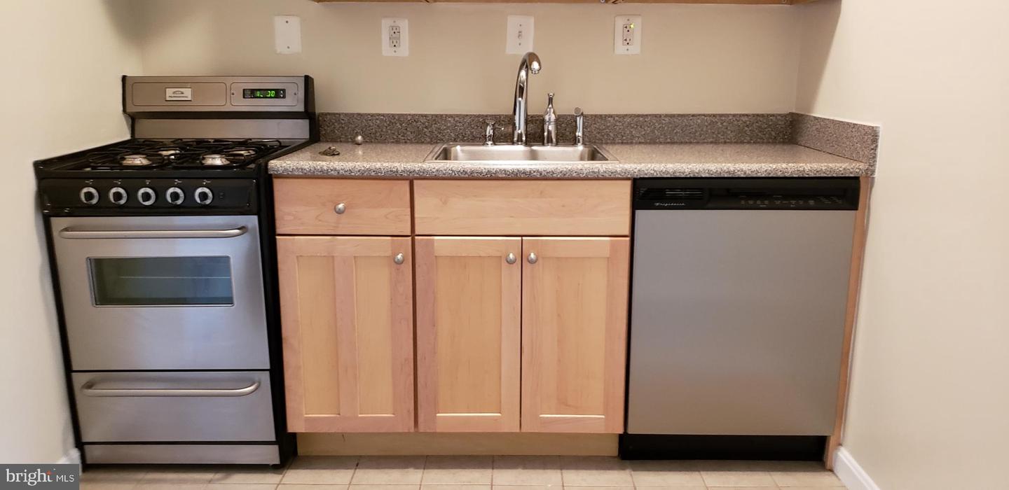 801 N PITT ST N #419, ALEXANDRIA, Virginia 22314, ,1 BathroomBathrooms,Residential,For sale,801 N PITT ST N #419,VAAX2045108 MLS # VAAX2045108