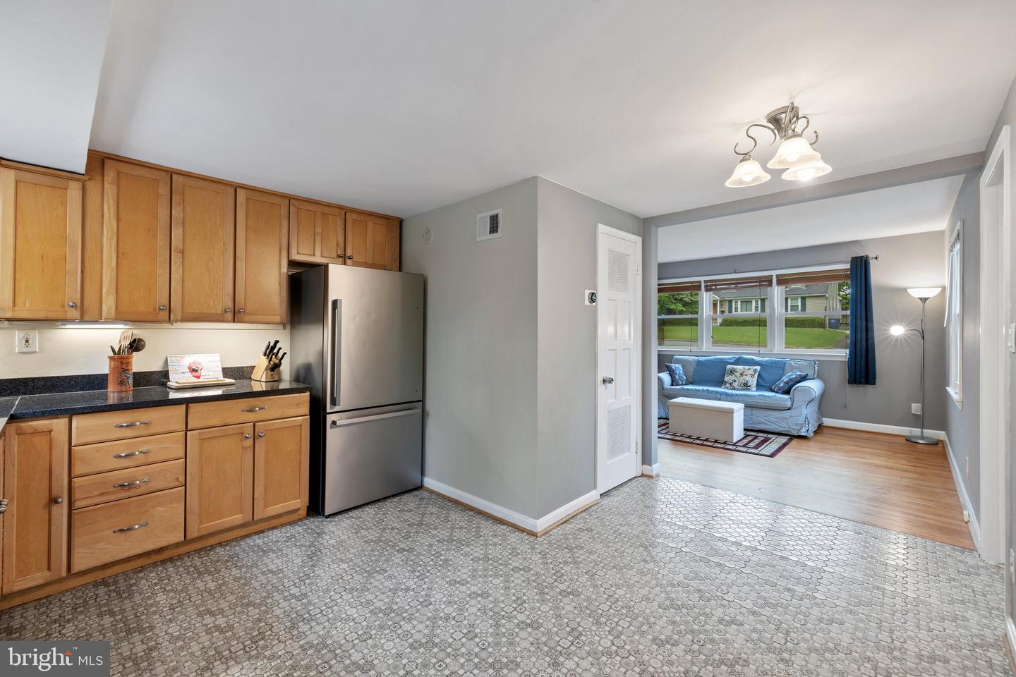 6604 BARRETT RD, FALLS CHURCH, Virginia 22042, 3 Bedrooms Bedrooms, ,2 BathroomsBathrooms,Residential,For sale,6604 BARRETT RD,VAFX2239232 MLS # VAFX2239232