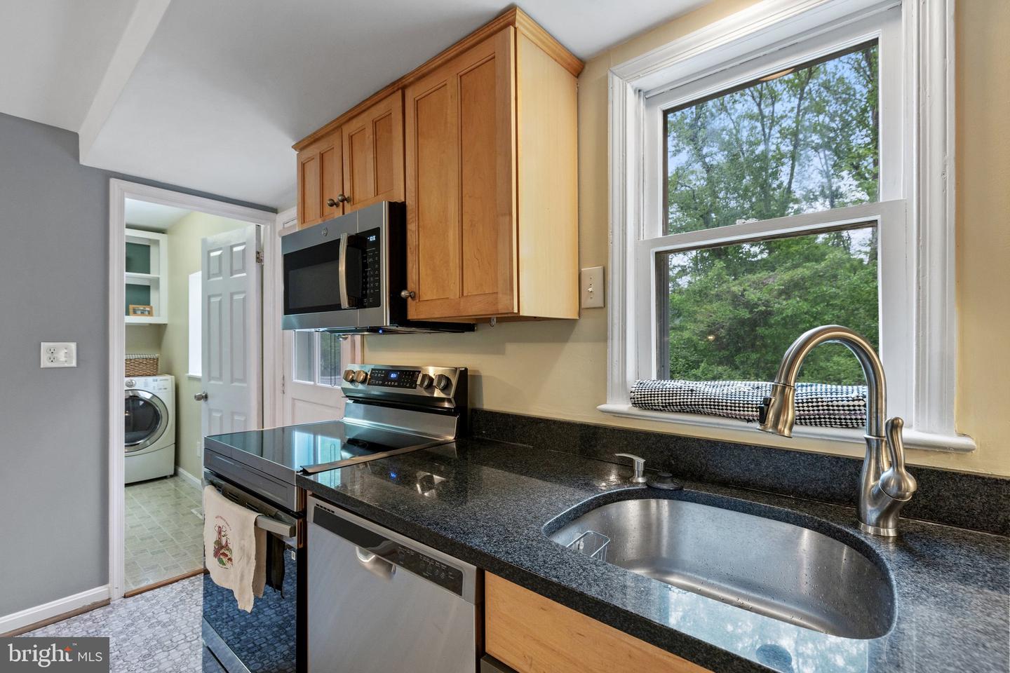 6604 BARRETT RD, FALLS CHURCH, Virginia 22042, 3 Bedrooms Bedrooms, ,2 BathroomsBathrooms,Residential,For sale,6604 BARRETT RD,VAFX2239232 MLS # VAFX2239232
