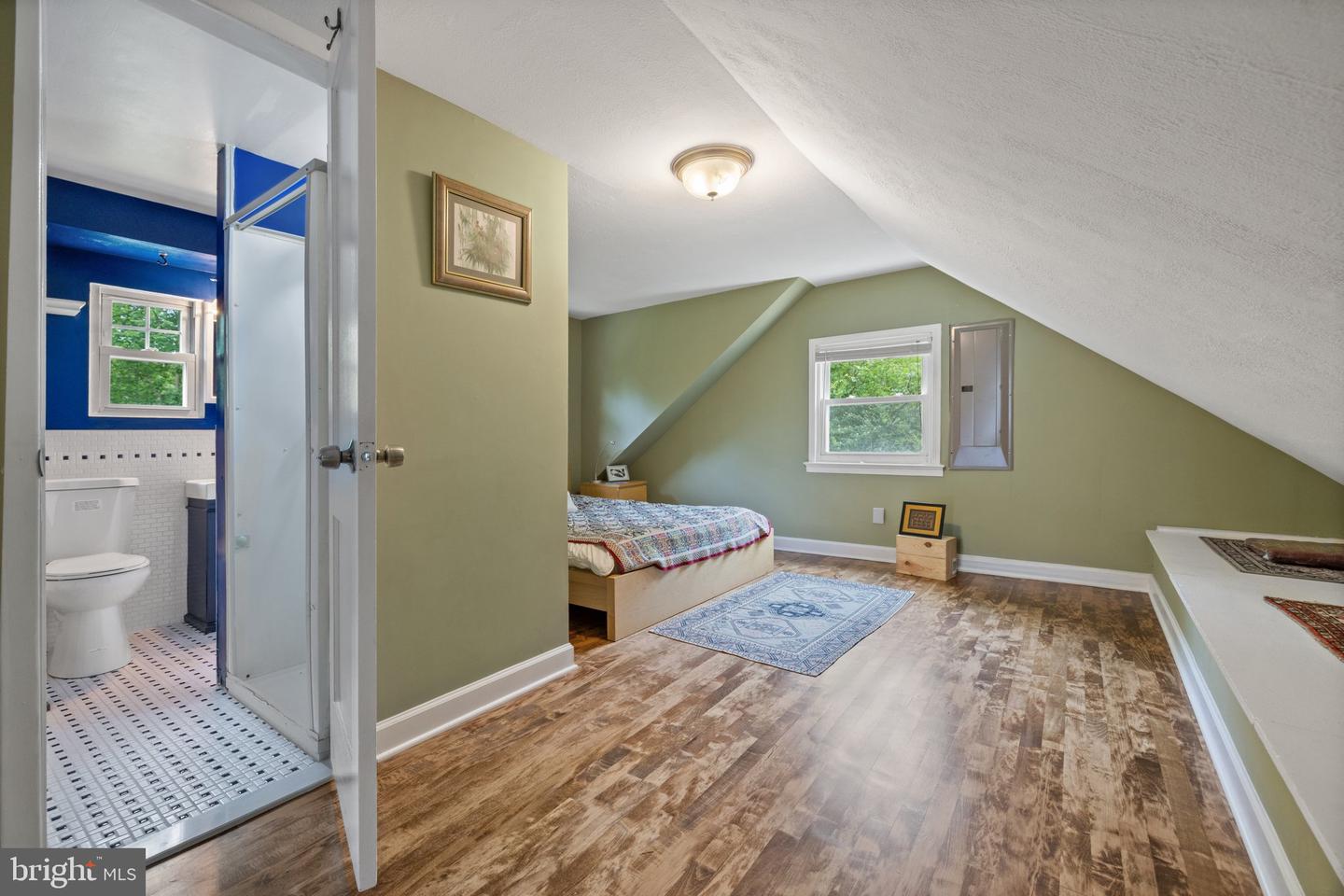 6604 BARRETT RD, FALLS CHURCH, Virginia 22042, 3 Bedrooms Bedrooms, ,2 BathroomsBathrooms,Residential,For sale,6604 BARRETT RD,VAFX2239232 MLS # VAFX2239232