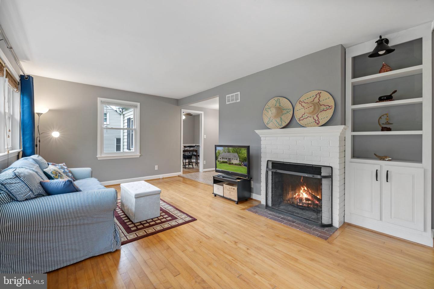 6604 BARRETT RD, FALLS CHURCH, Virginia 22042, 3 Bedrooms Bedrooms, ,2 BathroomsBathrooms,Residential,For sale,6604 BARRETT RD,VAFX2239232 MLS # VAFX2239232