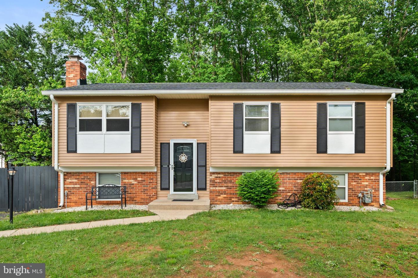 14373 SHETLAND CT, WOODBRIDGE, Virginia 22193, 5 Bedrooms Bedrooms, ,2 BathroomsBathrooms,Residential,For sale,14373 SHETLAND CT,VAPW2094206 MLS # VAPW2094206