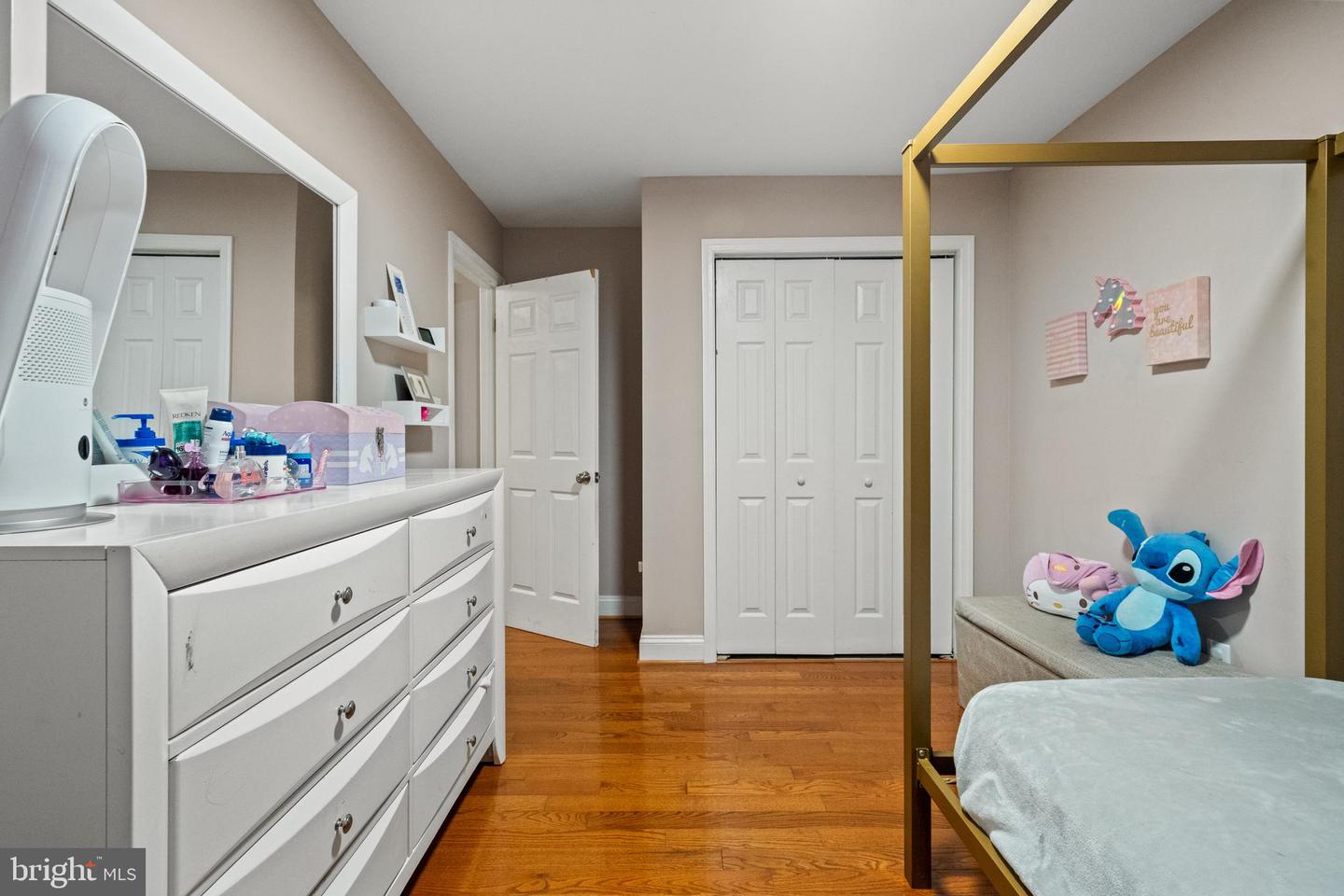 14373 SHETLAND CT, WOODBRIDGE, Virginia 22193, 5 Bedrooms Bedrooms, ,2 BathroomsBathrooms,Residential,For sale,14373 SHETLAND CT,VAPW2094206 MLS # VAPW2094206