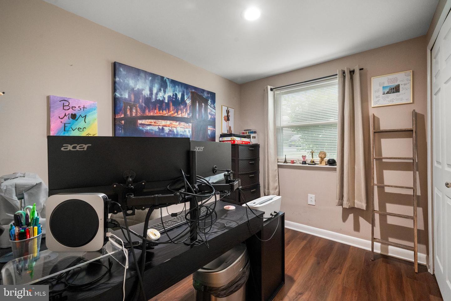 14373 SHETLAND CT, WOODBRIDGE, Virginia 22193, 5 Bedrooms Bedrooms, ,2 BathroomsBathrooms,Residential,For sale,14373 SHETLAND CT,VAPW2094206 MLS # VAPW2094206