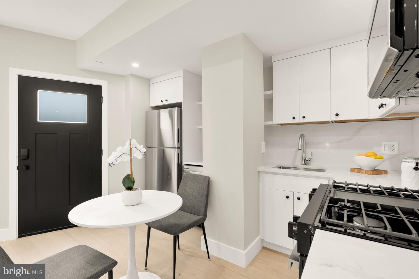 1708 16TH ST NW #2, WASHINGTON, District Of Columbia 20009, 1 Bedroom Bedrooms, ,1 BathroomBathrooms,Residential,For sale,1708 16TH ST NW #2,DCDC2199542 MLS # DCDC2199542