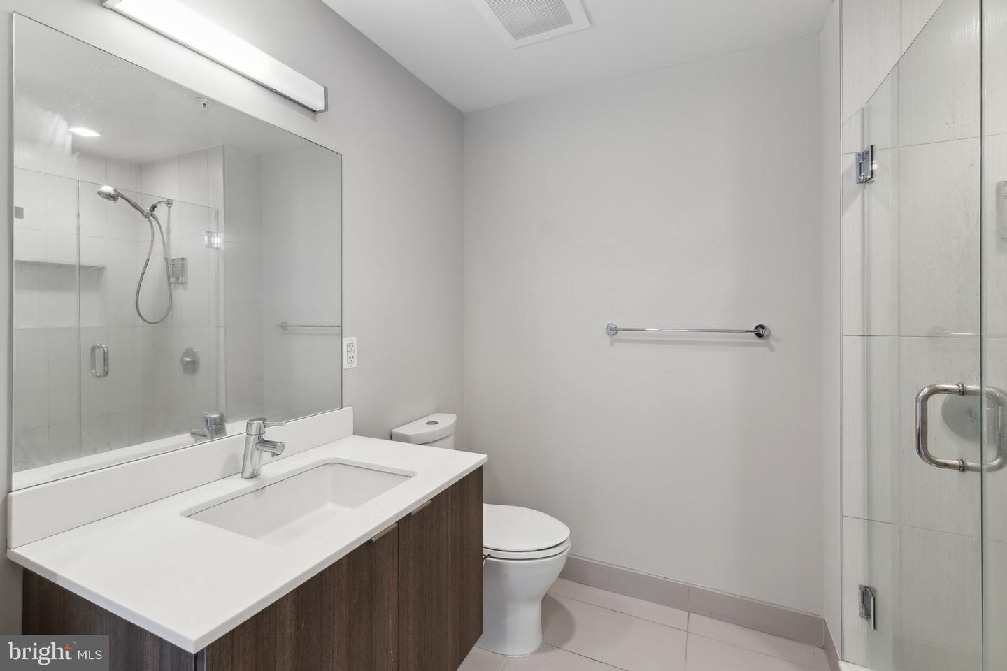 911 2ND ST NE #207, WASHINGTON, District Of Columbia 20002, 1 Bedroom Bedrooms, ,2 BathroomsBathrooms,Residential,For sale,911 2ND ST NE #207,DCDC2199484 MLS # DCDC2199484