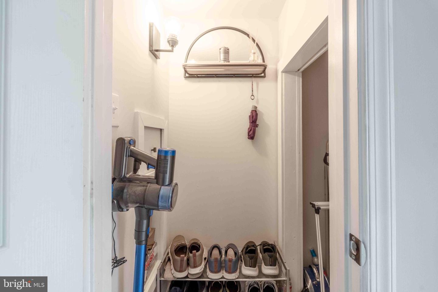 9486 VIRGINIA CENTER BLVD #312, VIENNA, Virginia 22181, 2 Bedrooms Bedrooms, ,2 BathroomsBathrooms,Residential,For sale,9486 VIRGINIA CENTER BLVD #312,VAFX2239266 MLS # VAFX2239266