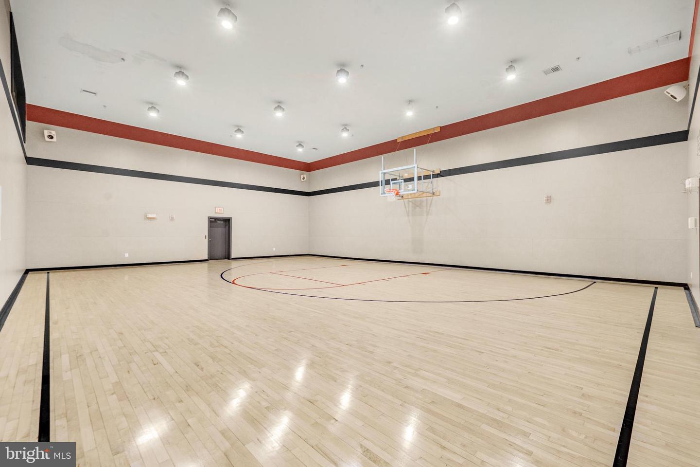 9486 VIRGINIA CENTER BLVD #312, VIENNA, Virginia 22181, 2 Bedrooms Bedrooms, ,2 BathroomsBathrooms,Residential,For sale,9486 VIRGINIA CENTER BLVD #312,VAFX2239266 MLS # VAFX2239266