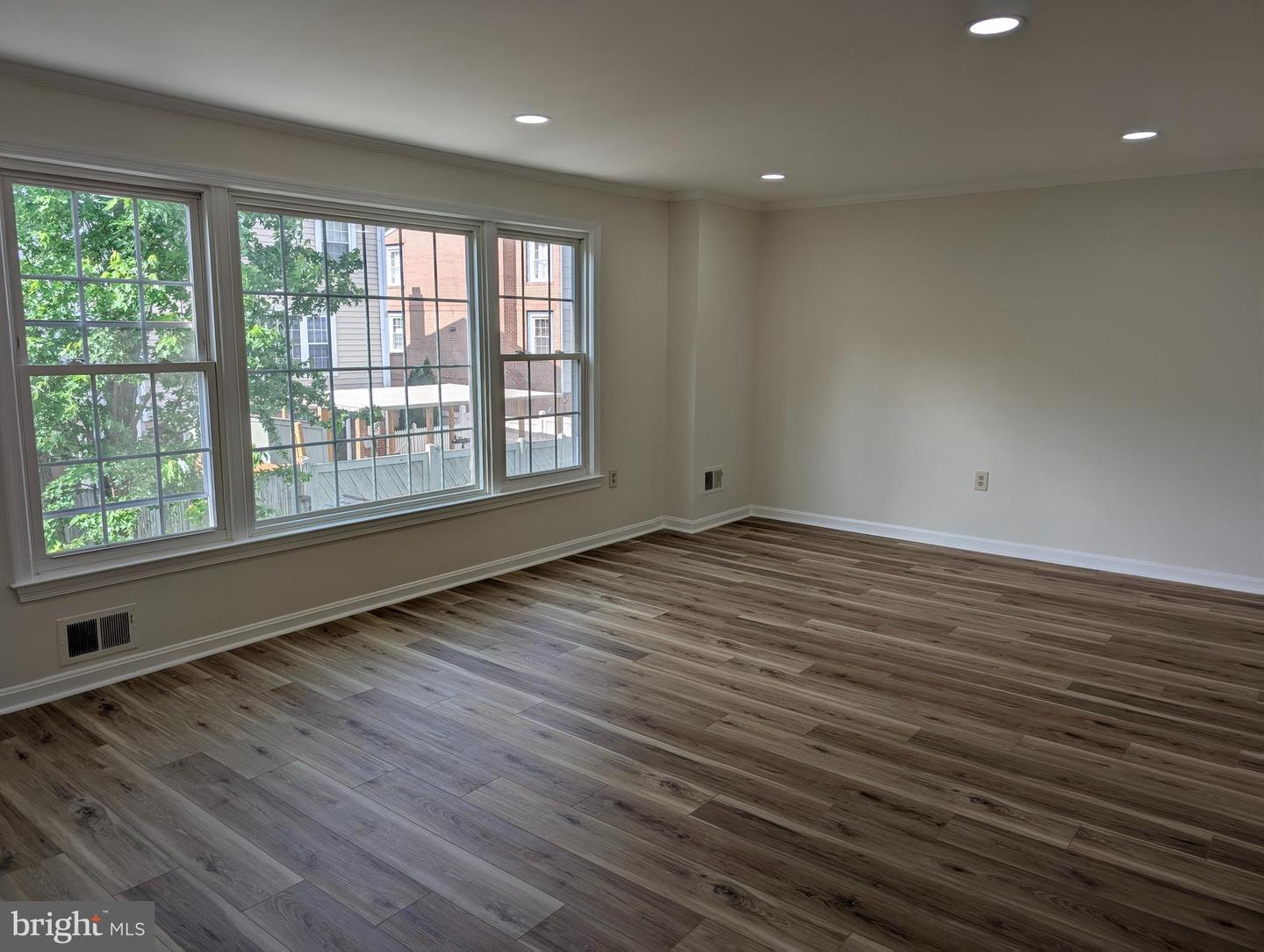4318 GRAMERCY CIR, ALEXANDRIA, Virginia 22309, 4 Bedrooms Bedrooms, ,2 BathroomsBathrooms,Residential,For sale,4318 GRAMERCY CIR,VAFX2239268 MLS # VAFX2239268