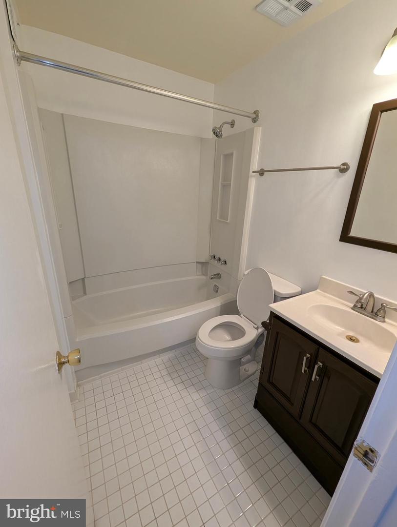 4318 GRAMERCY CIR, ALEXANDRIA, Virginia 22309, 4 Bedrooms Bedrooms, ,2 BathroomsBathrooms,Residential,For sale,4318 GRAMERCY CIR,VAFX2239268 MLS # VAFX2239268