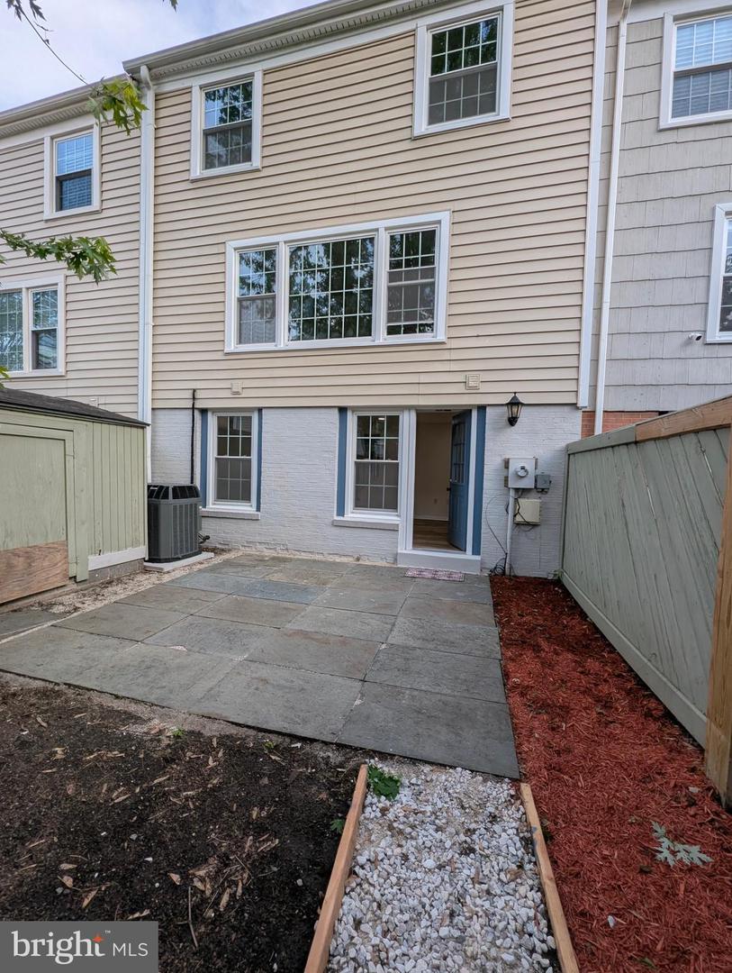 4318 GRAMERCY CIR, ALEXANDRIA, Virginia 22309, 4 Bedrooms Bedrooms, ,2 BathroomsBathrooms,Residential,For sale,4318 GRAMERCY CIR,VAFX2239268 MLS # VAFX2239268