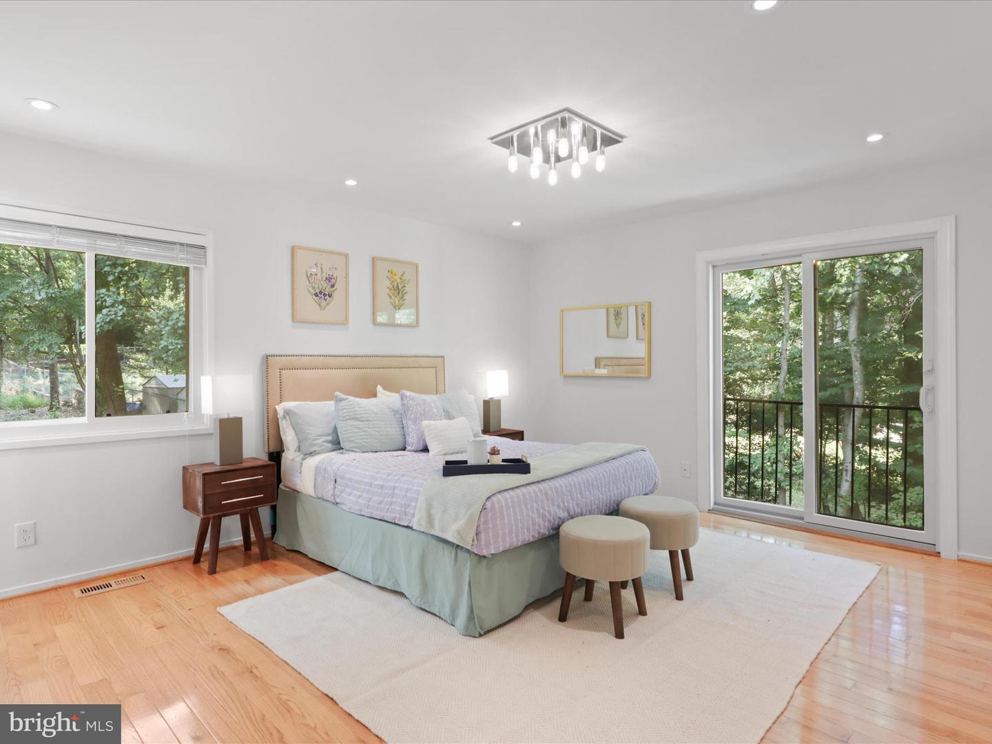 11709 VALE RD, OAKTON, Virginia 22124, 5 Bedrooms Bedrooms, ,3 BathroomsBathrooms,Residential,For sale,11709 VALE RD,VAFX2239330 MLS # VAFX2239330