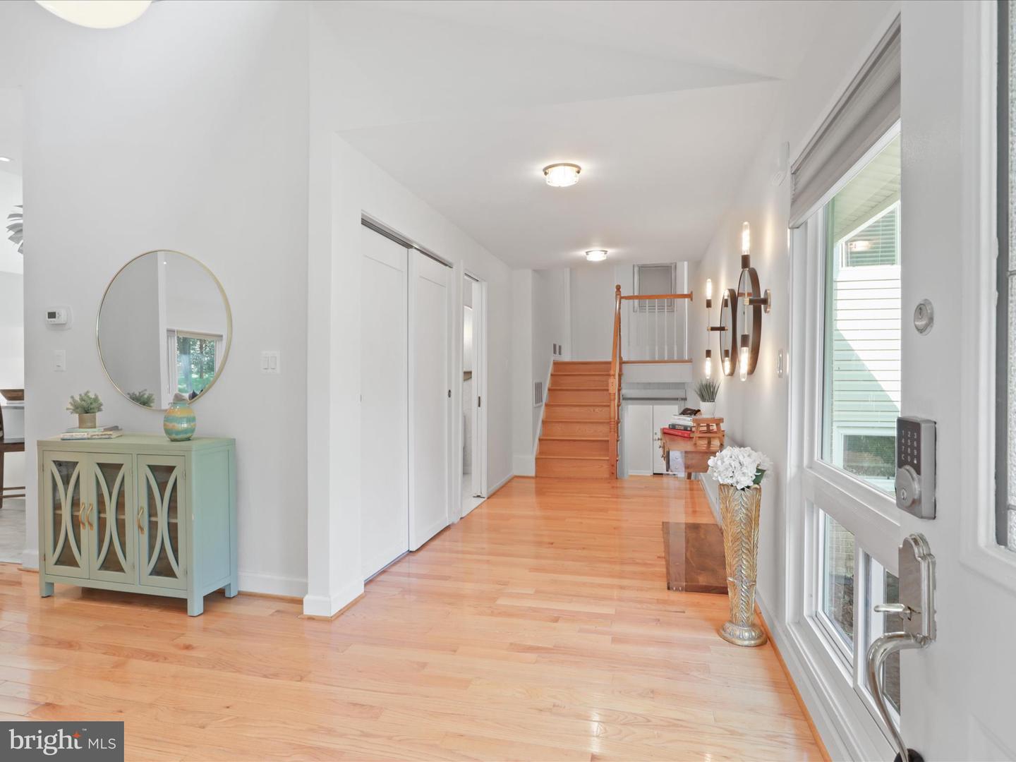 11709 VALE RD, OAKTON, Virginia 22124, 5 Bedrooms Bedrooms, ,3 BathroomsBathrooms,Residential,For sale,11709 VALE RD,VAFX2239330 MLS # VAFX2239330